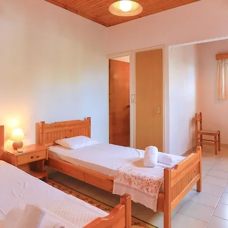 Villa Meropi *